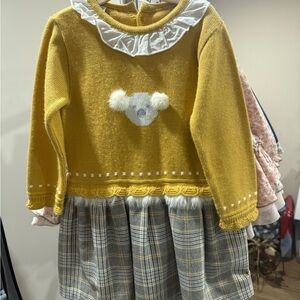 Mac Ilusión Yellow Sweater Dress with Bear Design